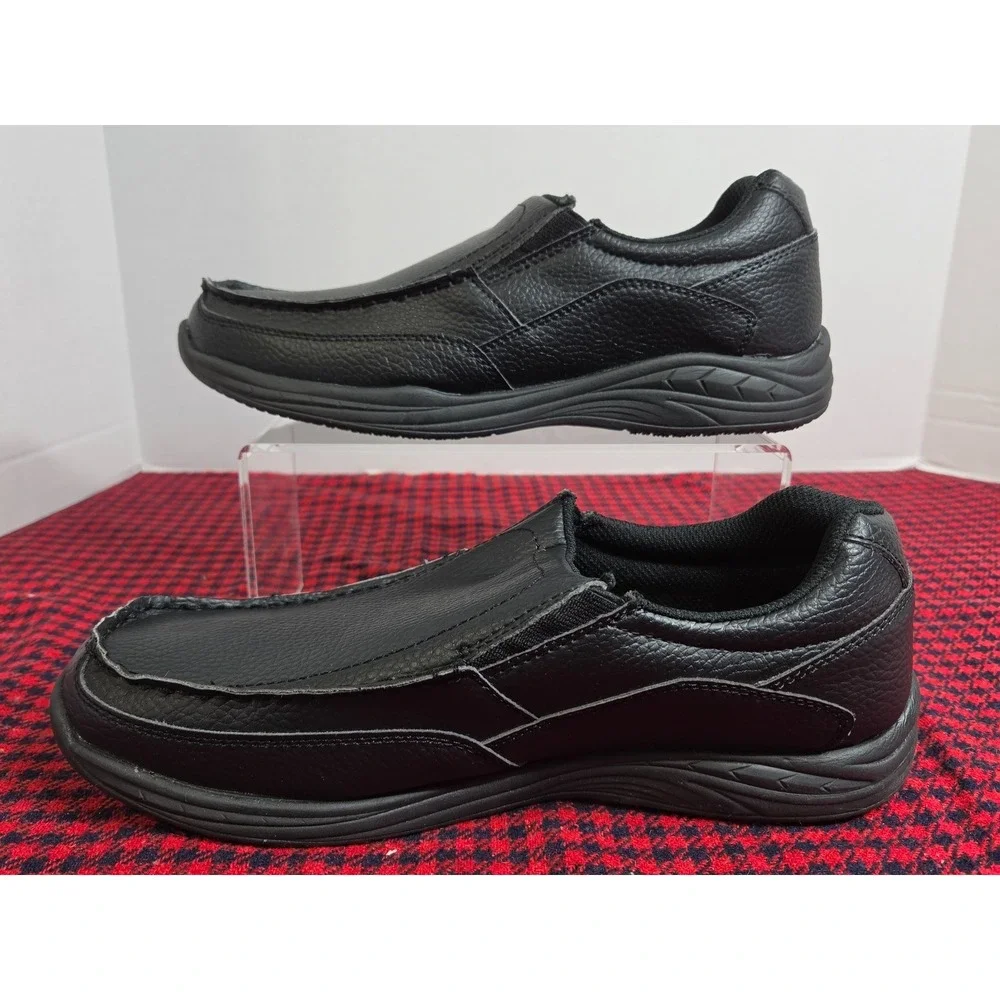 Safetrax Mens sz 9 Work Shoes Faux Leather Non Slip Black Loafers NWOB